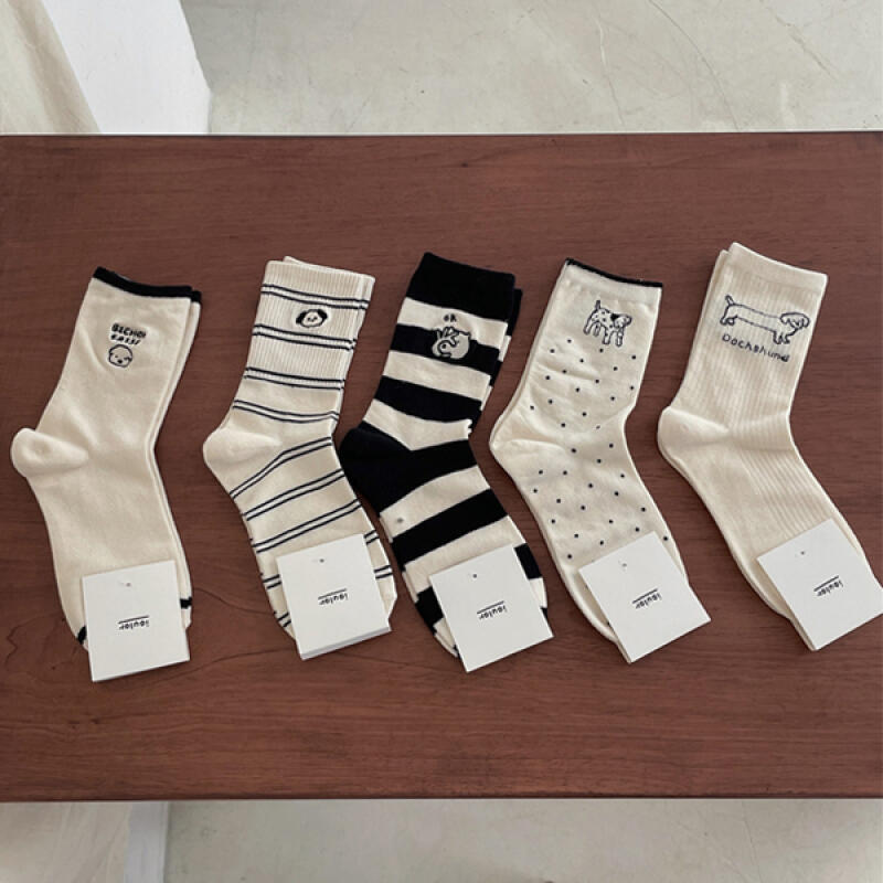 [5-Pair Set] Lerdy Puppy Pattern Long Socks Set 5-piece set