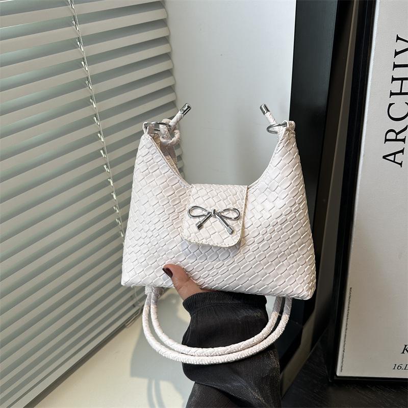 

Versatile solid color fashion bow shoulder armpit bag high-end sense niche trend commuter messenger bag белый