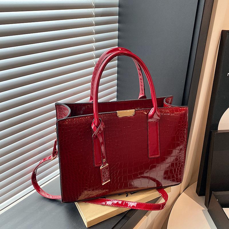 Luxury Crocodile Pattern PU Leather Shoulder Bag for Women Large Capacity Top-Handle Crossbody Tote Sac