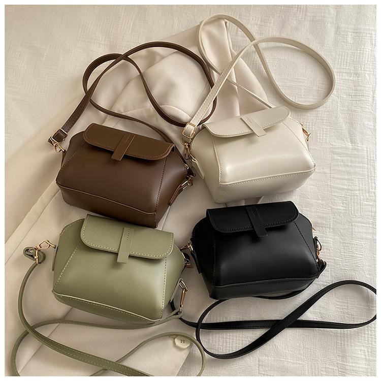 Retro bag women's 2026 autumn and winter new niche design fashion shoulder bag simple fashion messenger bag