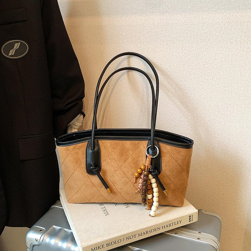 Retro Bag Women's Large Capacity Autumn and Winter Casual Shoulder Armpit Bag Rhombus Commuter Tote Bag