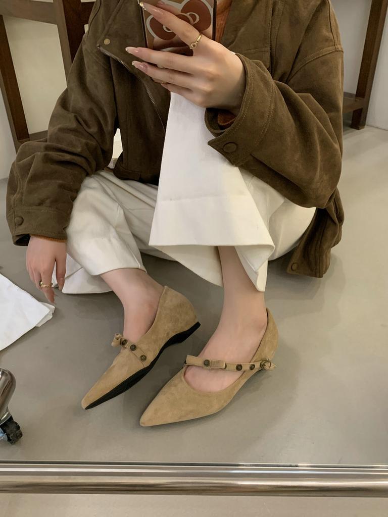 New pointed rivets with Mary Jane temperament fashionable inner height increase 5CM not tired feet shallow mouth single shoes