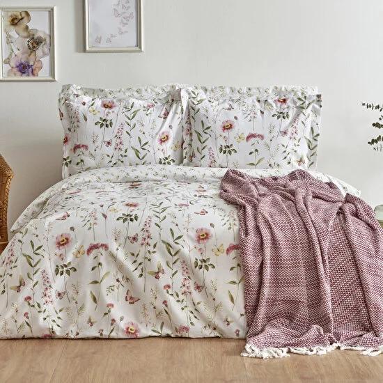 

Комплект пододеяльников Sarah Anderson Lorena с двойным пике и подарком