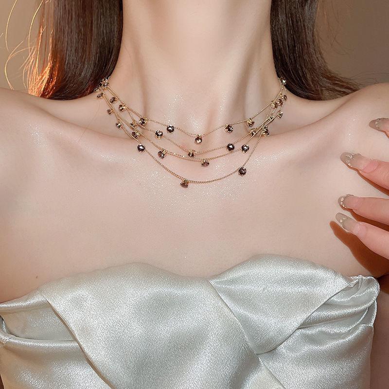 Luxury Geometric Zirconia Multi-layer Pendant Necklace – Elegant Round Clavicle Chain Accessory