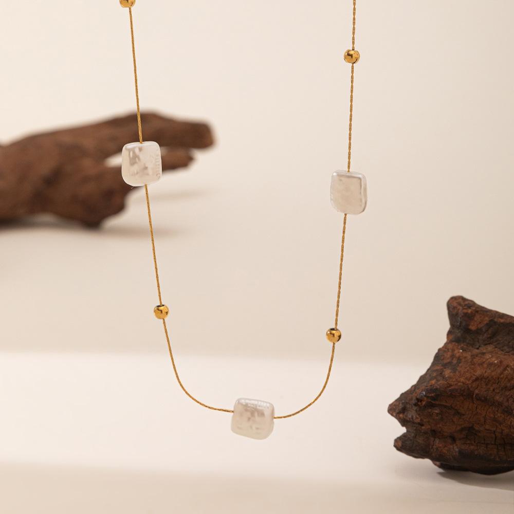 

New French Faux Pearl Necklace Vintage Baroque Pearl Double Clavicle Necklace