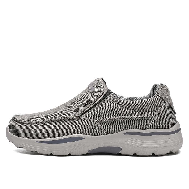 Men's Slip-On Canvas Shoes - Old Beijing Style, Thick Sole, Available in Extra Large Sizes up to 48