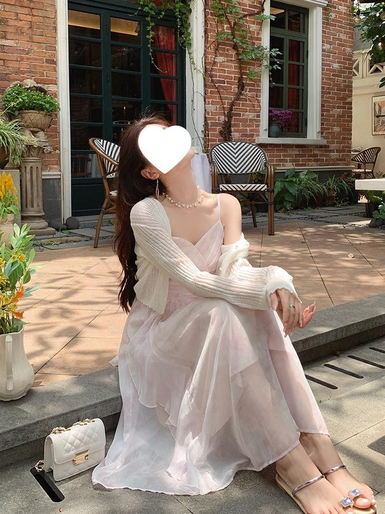 Chuqing French High-Waisted Pleated Chiffon Summer Dress - Spaghetti Strap, Long, Ruffled, Elegant Vacation Wear.