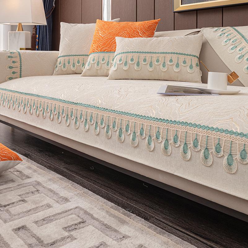 Erschwinglicher Luxus-Stil Modernes High-End-Leder-Sofa-Kissen Hochwertige Vier-Jahreszeiten-Allgemeinstoffe Rutschfester Bezug Überwurfhandtuch