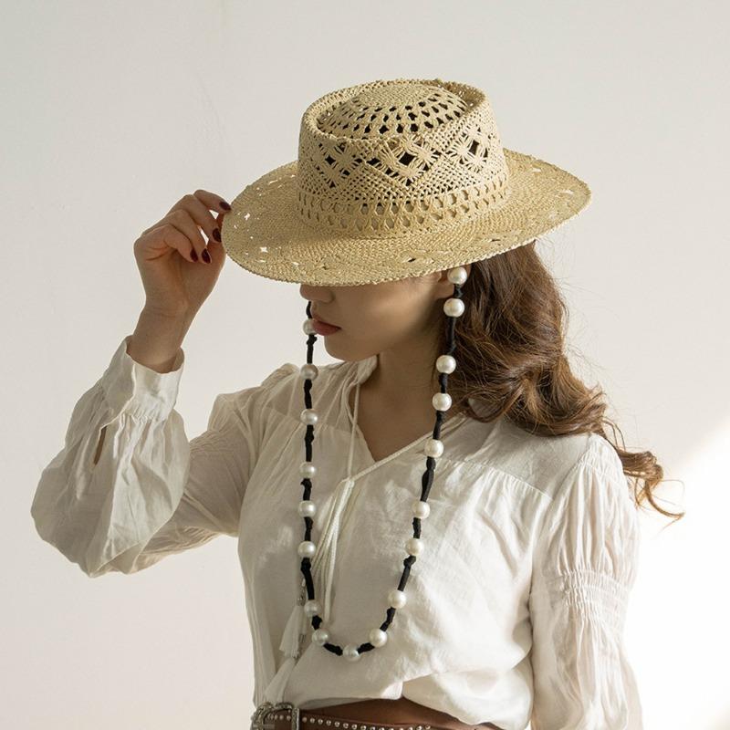 Designer Elegant Light Luxury Straw Hat Women Knitted Hanging Chain Pearl Hand Woven Hollow Beach Hat Fashion Wide Brim Sun Hats
