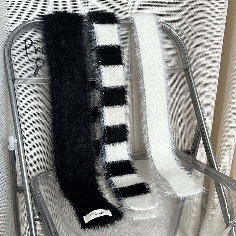 Falling Pool Knitwear Black & White Fluffy Narrow Stripe Scarf – Versatile Y2K Style for Women