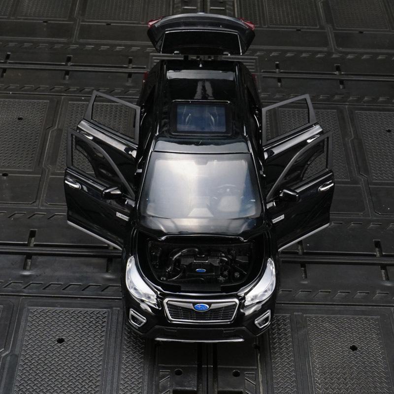 Qiyi Q3006A Forester Alloy Toy Car with Pull Back, Sound, Light & Openable Doors - Ideal Kids' Gift