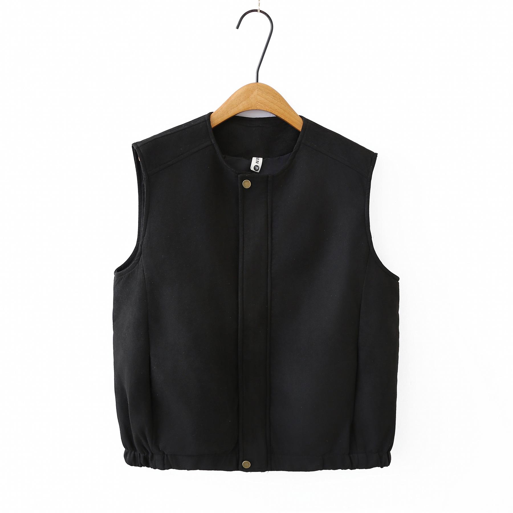

2026 Spring Plus Size Women s Suede Sleeveless Vest - Slimming Round Neck Cardigan for Curvy Figures 4XL