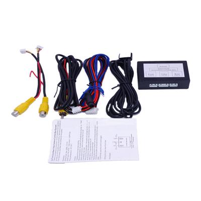 Akcesoria do elektroniki samochodowej – Kable, adaptery, gniazda