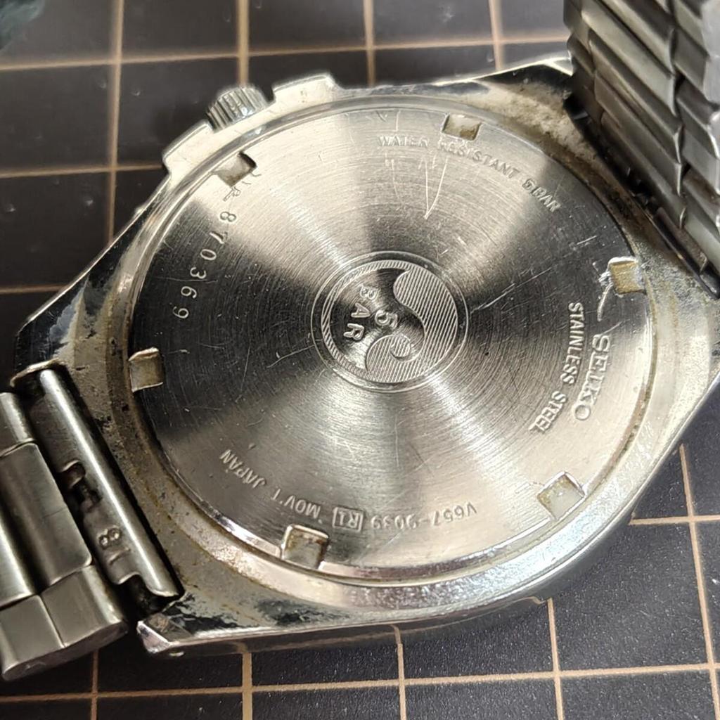 Used Working condition SEIKO V657-9039 Chronograph Quartz Men's Watch Management K26a
