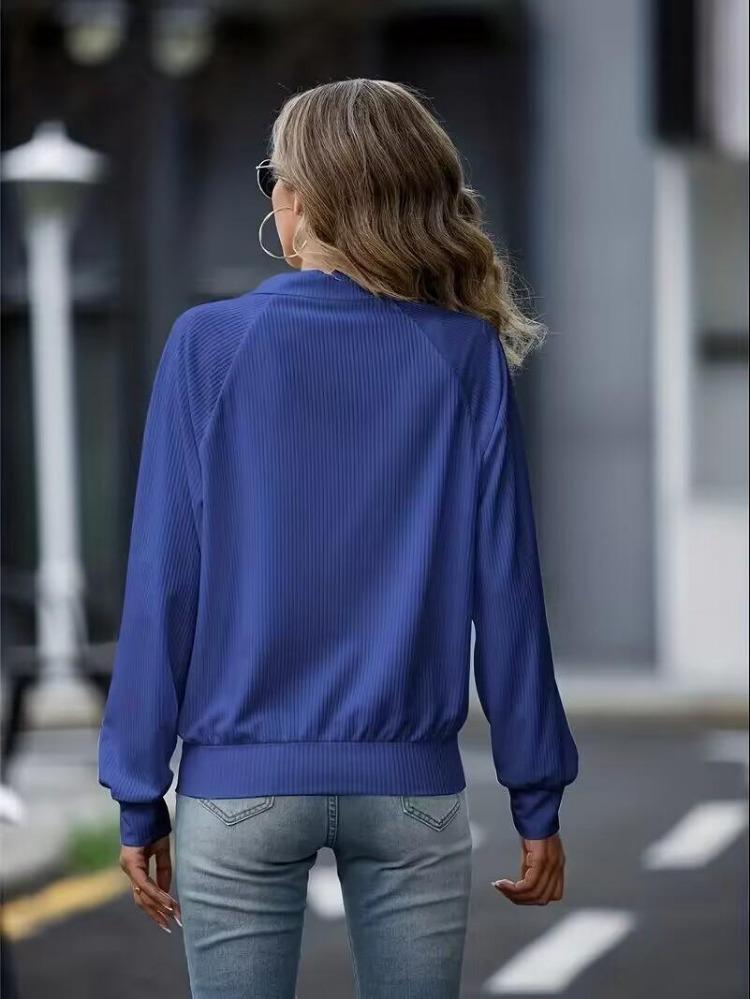 Women's Loose Fit Knitted Jacket Long Sleeve Solid Color Casual Autumn Winter Zipper Design Versatile
