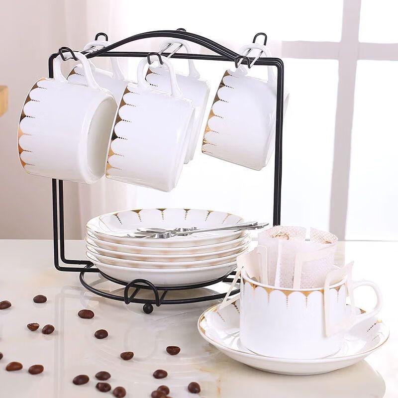 

Европейский керамический кофейный набор: чашка, блюдце и ложка