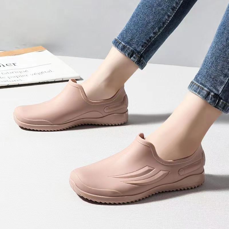New Women's Cover Foot Flat Sole Four Seasons Rain Shoes Soft Bottom Non Slip Low Top Waterproof Work Shoes  Water Shoes