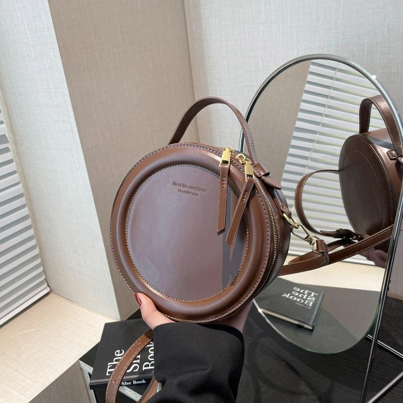 

Популярная в этом году женская сумка 2025 новая модная летняя портативная маленькая круглая сумка нишевая популярная универсальная сумка-мессенджер коричневый