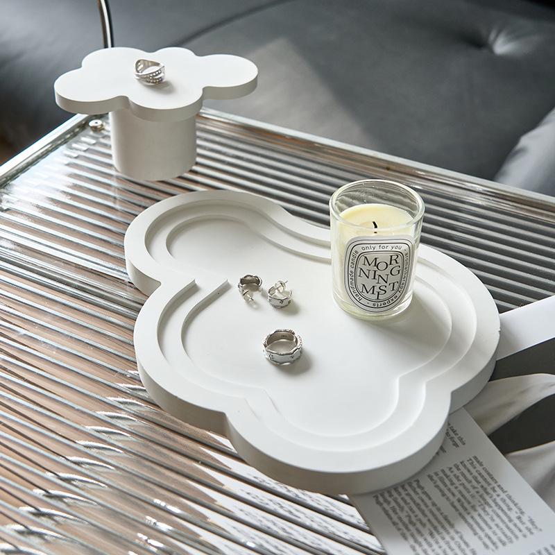 Jewelry Display Props: White Plaster Stand for Earrings, Rings & Photo Decoration