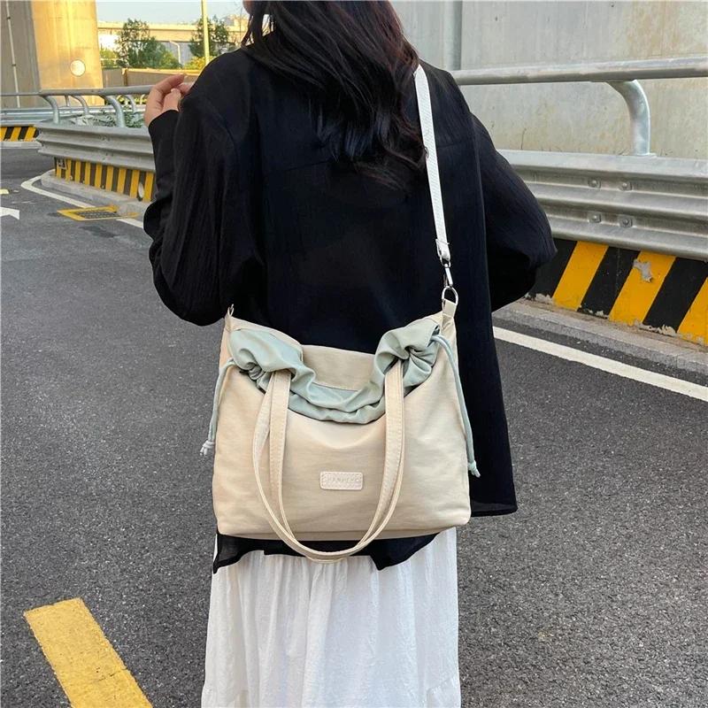 Codzienne torby na ramię z nylonu o dużej pojemności, wszechstronne, gorąca sprzedaż, kontrastowe kolory, do dojazdów, przenośne, listonoszki dla kobiet