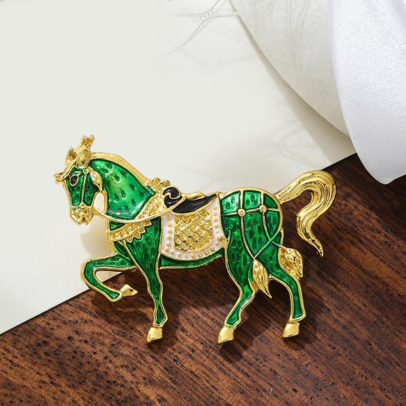 2026 Year Vintage Horse Brooch Elegant Fashion Chest Pin Badge Jewelry Clothing Accessory Gift For Women Men