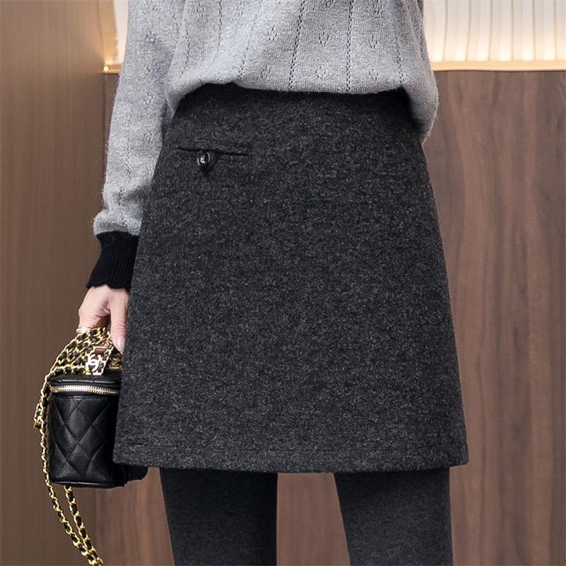 

Petite High-Waisted A-Line Wool Skirt - Autumn/Winter 2025 Collection S (80-95 cm) чорний