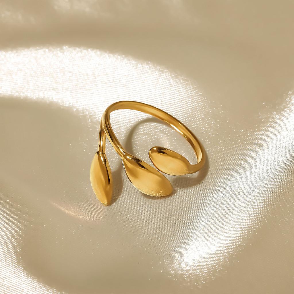 Anello da donna alla moda in 1 pezzo Anello da donna Anello in metallo Anello lucido Anello in metallo Regalo per le vacanze