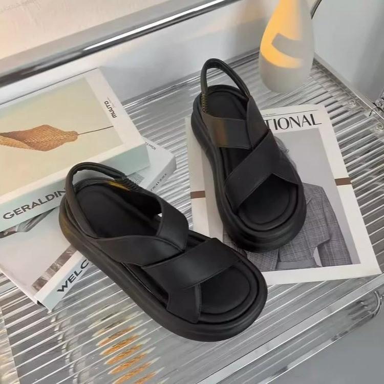 Sandals women's summer wear 2025 new platform sports Roman beach shoes summer French with skirts women's shoes