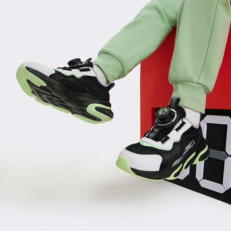 Anta Trendy Versatile Lightweight Shock Absorbing Breathable Low Top Kids Running Shoes Kids sneaker Black White Green A12439974-1