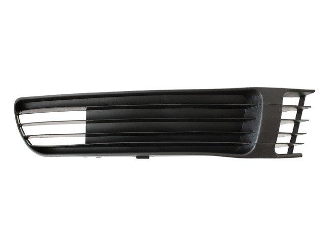 VW Passat B5 96-00 grille in the front bumper right