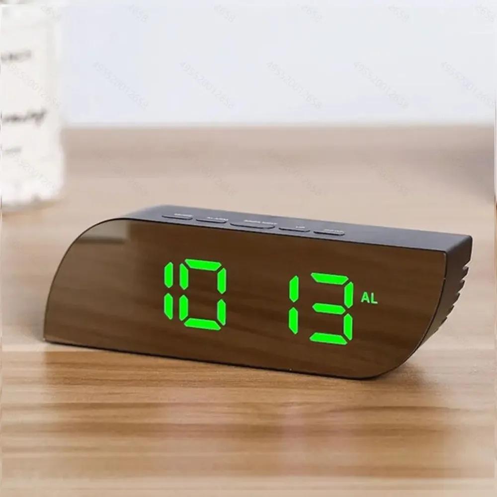 Inteligentne lustro LED z budzikiem Cyfrowy elektroniczny zegar biurkowy Wyświetlacz temperatury Urządzenie do budzenia przy łóżku