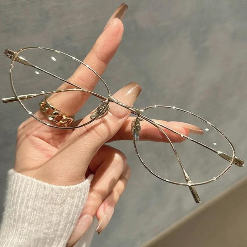 New Fashion Cat Eye Myopia Glasses Oval Metal Frame Reading Glasses Can Be Fitted with The Degree of Advanced Sense of Glasses