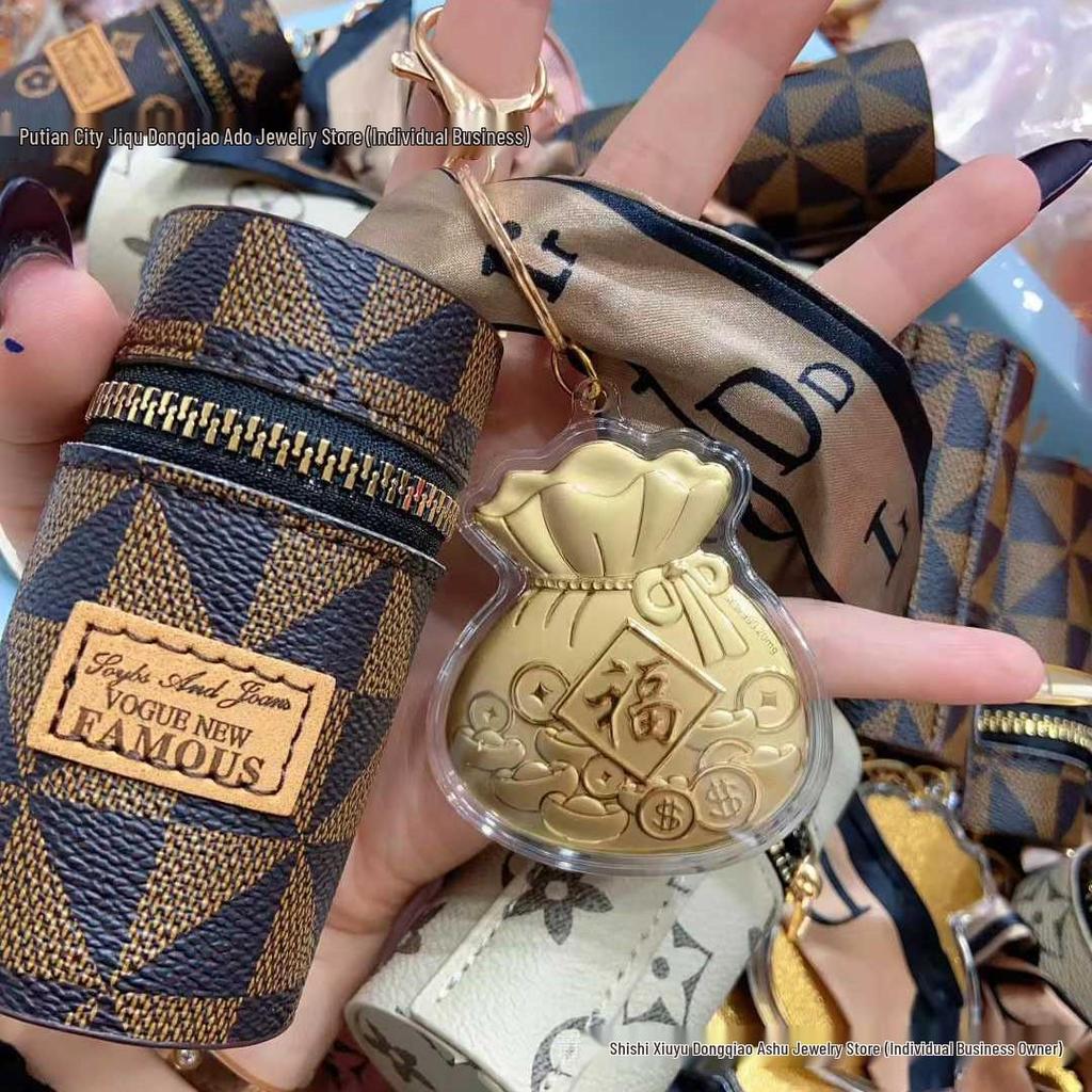 999 Pure Gold Fu Character Keychain: Vintage Flower Bag Charm & Cartoon Ornament Gift