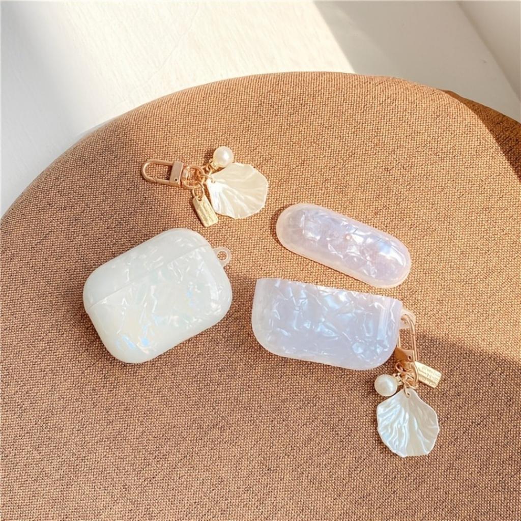 Protective Headphone Case with Case Chain for Airpods 1/2, Airpods 3, Airpods Pro, Airpods Pro2, AirPods 4