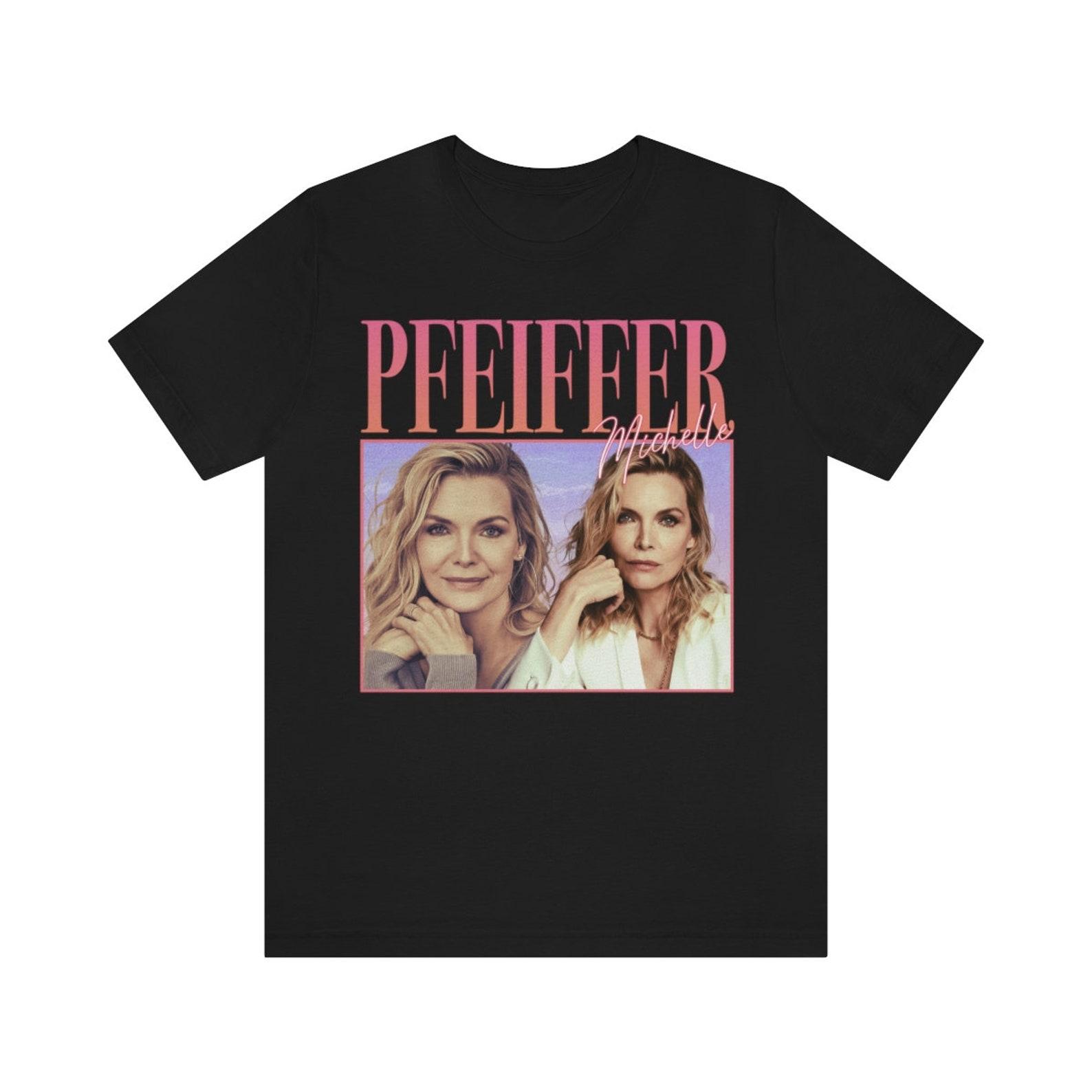 90 s Retro style T-shirt Michelle Pfeiffer 2XL