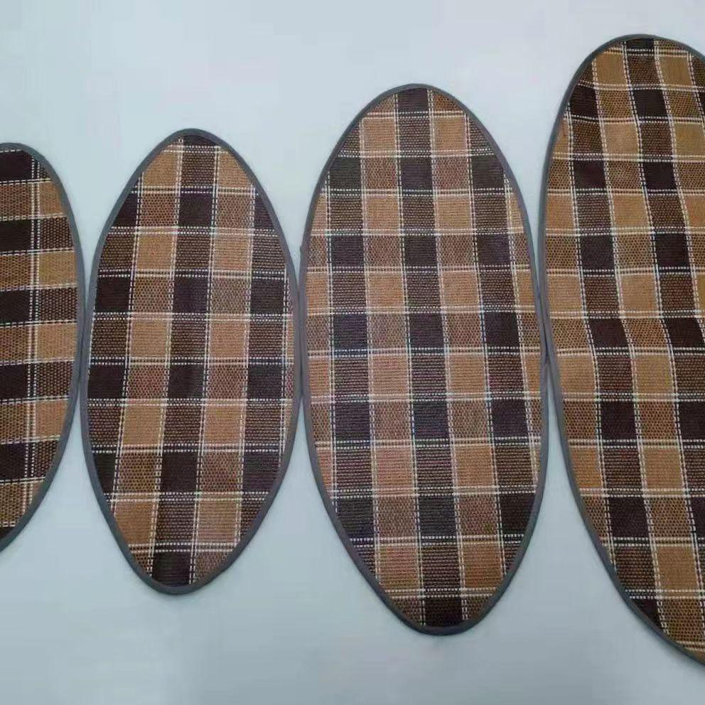 

Banana Boat Pet Bed: Cozy Winter Bed for Small Dogs & Cats, Corgi & Teddy Friendly S (65*35 cm) for pets up to 4 lbs