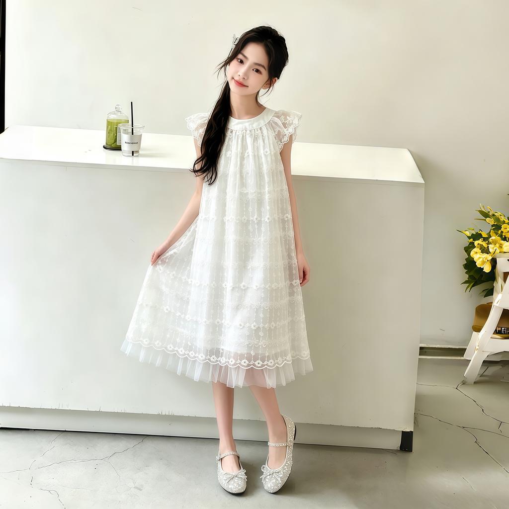 Girls' dress 2026 new summer girl Korean fashion big girl fashionable light and thin Western white long skirt trend