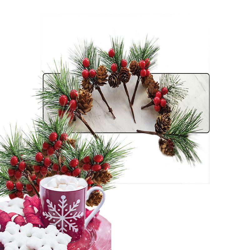 Weihnachtsdekoration Kiefernnadel-Bouquet Künstliche Blumen mit Beeren und Tannenzapfen für festliche Stimmung