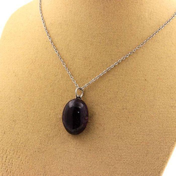 Pierres et Minéraux. Collier Saphir. 17.66 ct. Afrique.