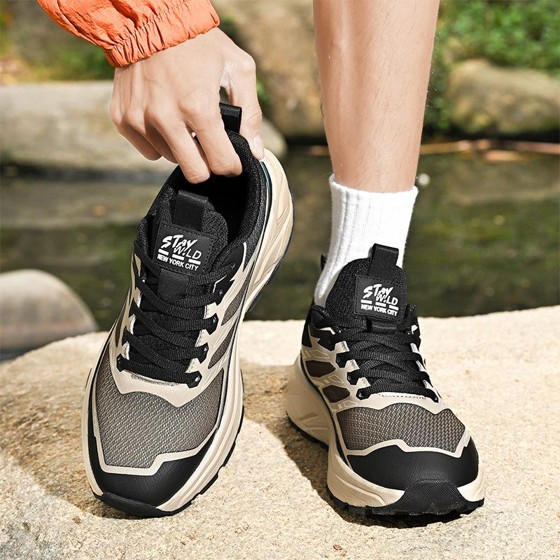 Non-slip and wear-resistant mountaineering shoes, light and comfortable casual trendy shoes, light and cushioning urban commuter sports shoes