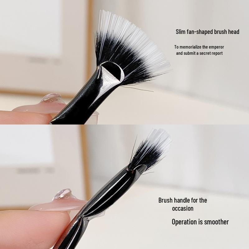 Xixi Folded Fan Eyelash Brush: Flat Head Soft Bristles for Precise Lower Lash Makeup