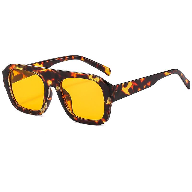 

Retro Large Frame Square Sunglasses: High-End European and American Fashion for Women. As shown