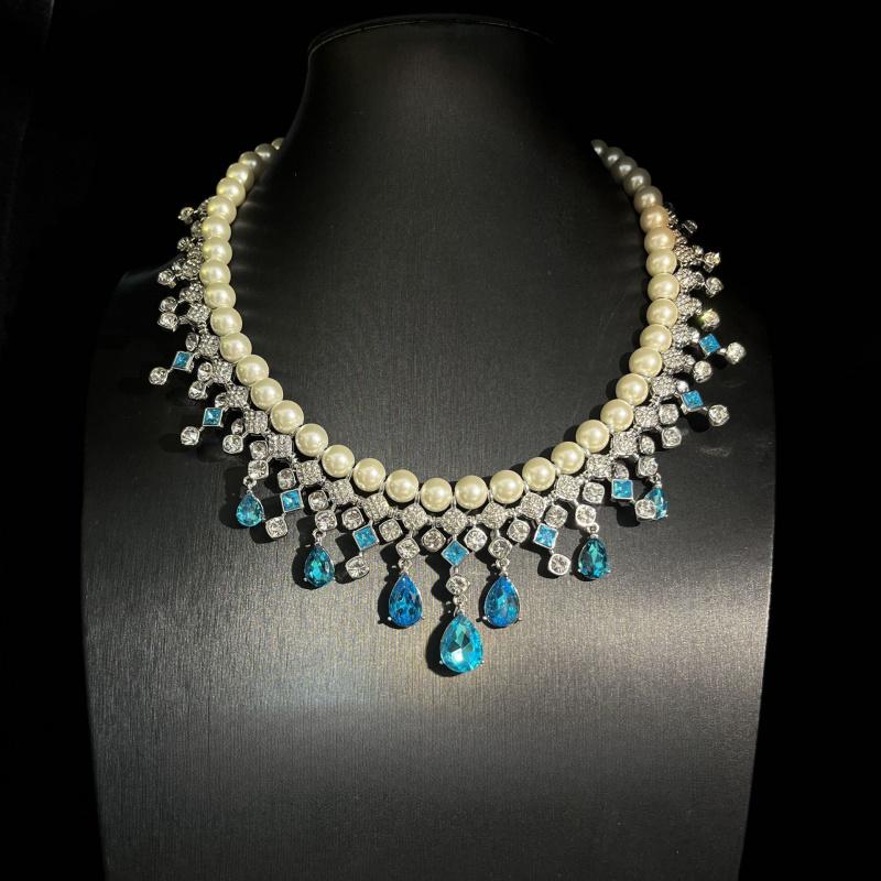 Fashionable Retro Style Inlaid Zircon Blue Droplet Pearl Necklace Earrings Look Elegant And When Worn