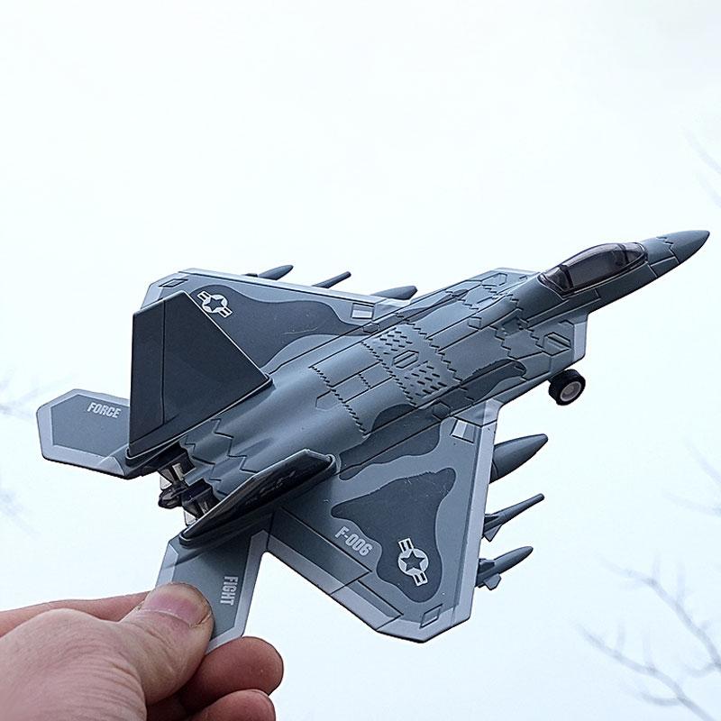Alloy Fighter Plane Toy with Sound And Light Features Boy's Holiday Gift Airplane Model Toy