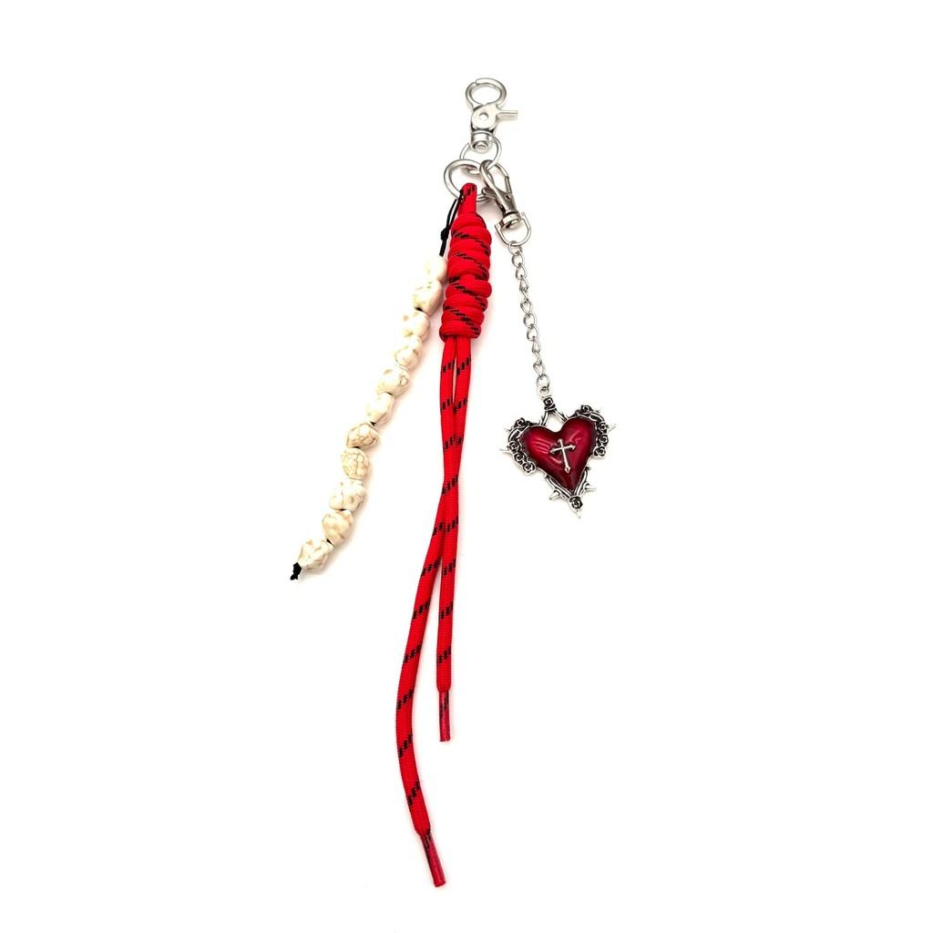 Streetwear Metal Keychain For Women And Men With Heart Design For Spring