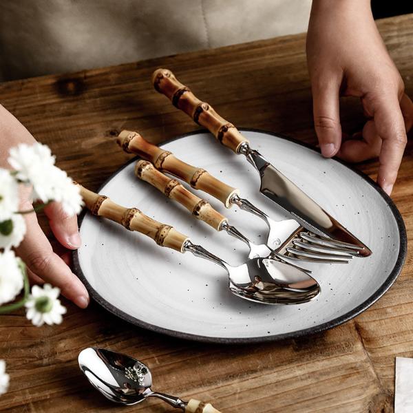 4PCS Creative Bamboo Handle Stainless Steel Tableware With Steak Knives Flatware Knives Set Includes Dessert Spoon Forks