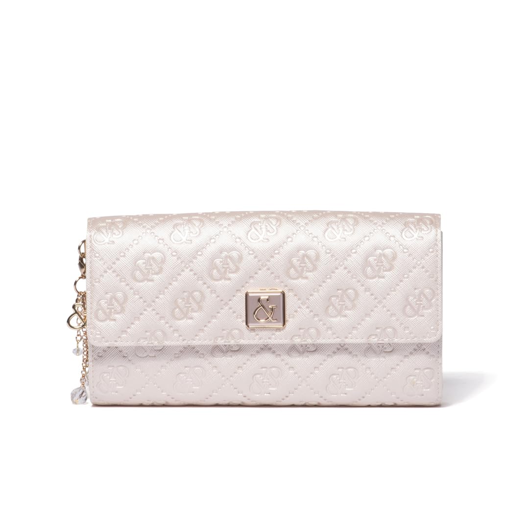 

и брошь-логотип из синтетической кожи с тиснением PDLWFDT1 Pearl White [Pinky Diane] [& Union]