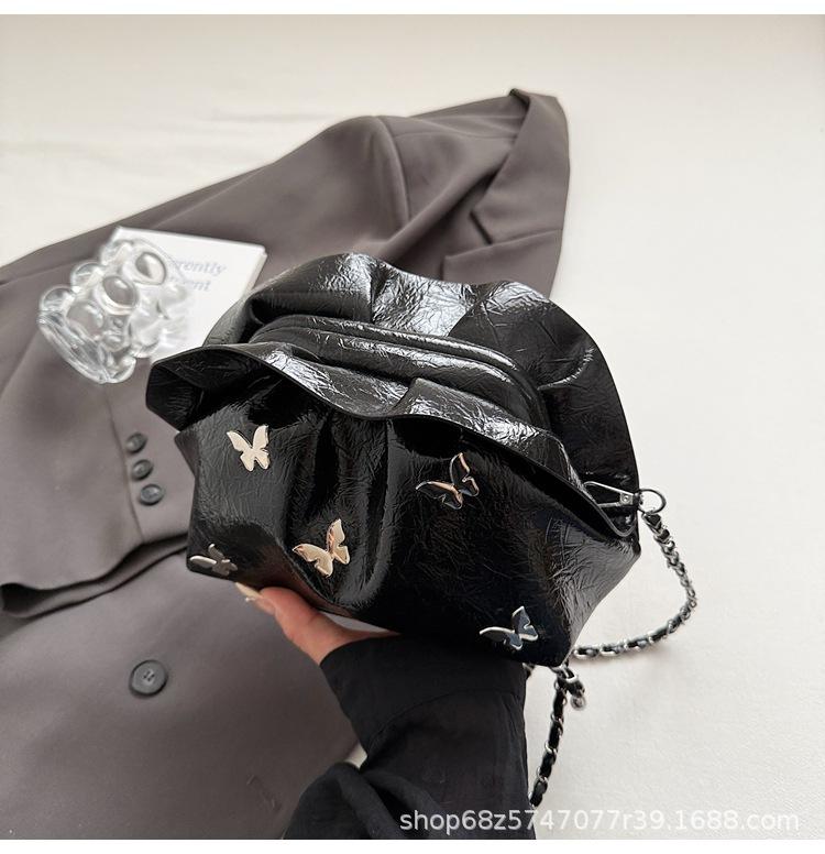 Summer new trend fashion versatile butterfly shoulder messenger bag high-end niche design chain cloud bag
