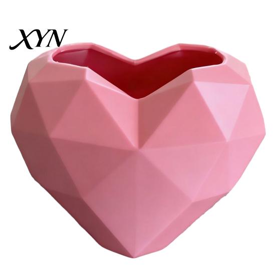 Charming Plant Container Geometric Heart Shape Flowerpot, Decorative Flower Pot for Indoor Elegant Home Decor Planter Outdoor, Creative Love