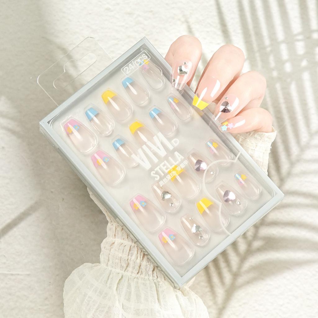 24 Finished Nail Pieces Wear Nail Pieces High-end Summer Fake Nails French Smudge Short Ladder Short Square